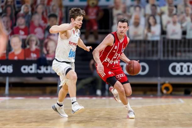 接受并适应 接受并适应